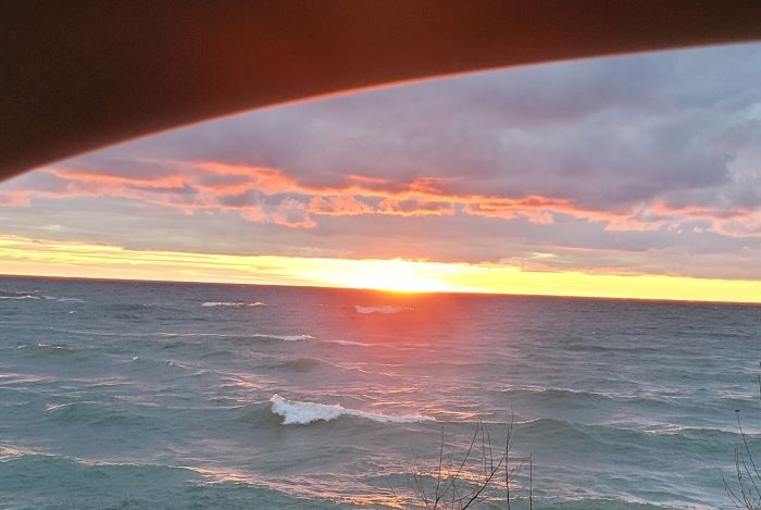 resized sunset from the car window on the way home at dlsp 120221