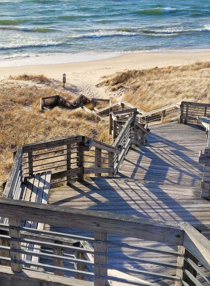 resized walkway leading to beach 121221