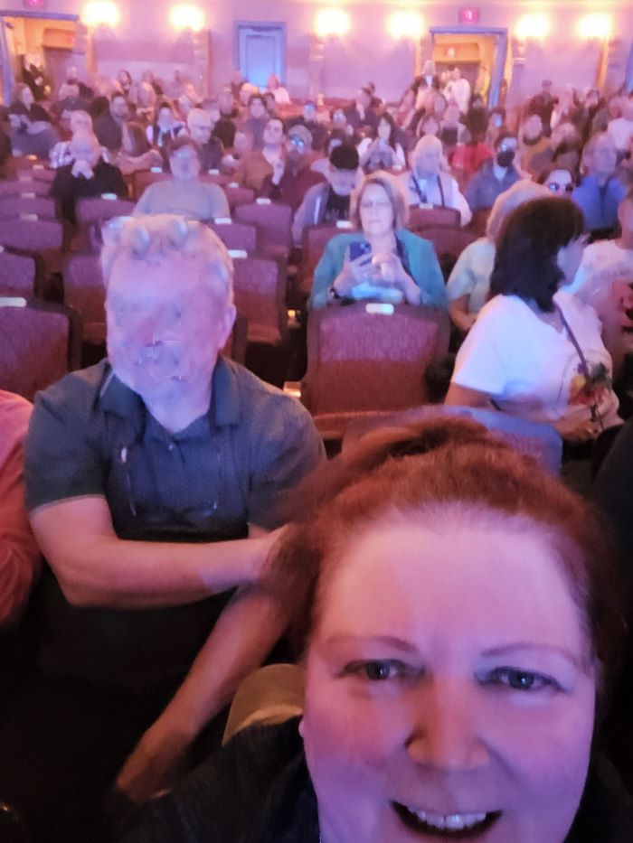 me showing the gathering crowd 20230310_194232 (2)