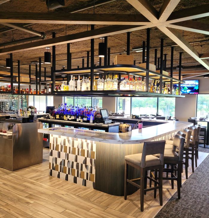 resized bar at country club grille 20231005_164238