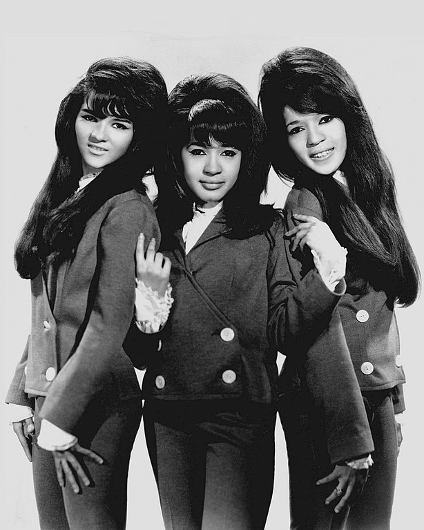 ronnie spector and the ronettes