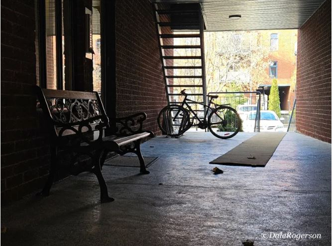 121124 bench-and-bike